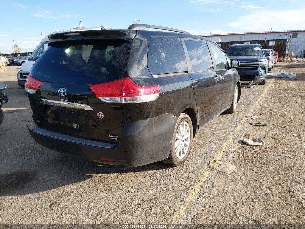 5TDDK3DC7BS002894 2011 TOYOTA SIENNA photo no. 4