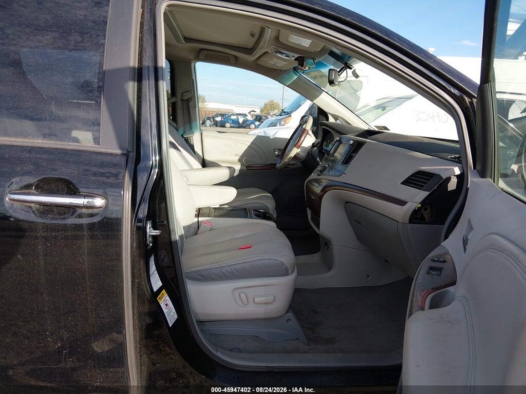 5TDDK3DC7BS002894 2011 TOYOTA SIENNA photo no. 5