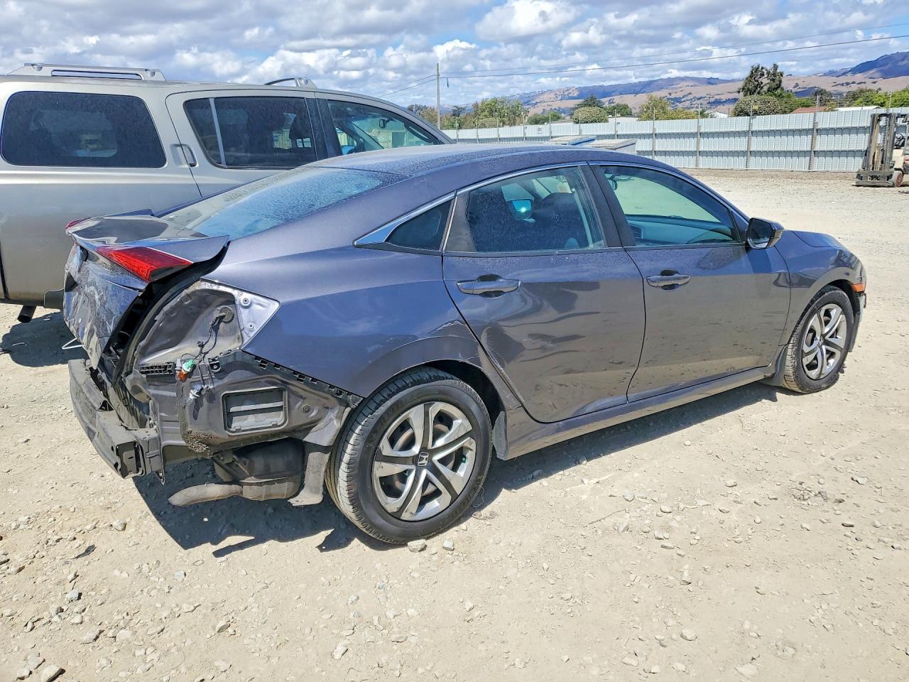 2016 HONDA CIVIC LX — Фото 3 из 13