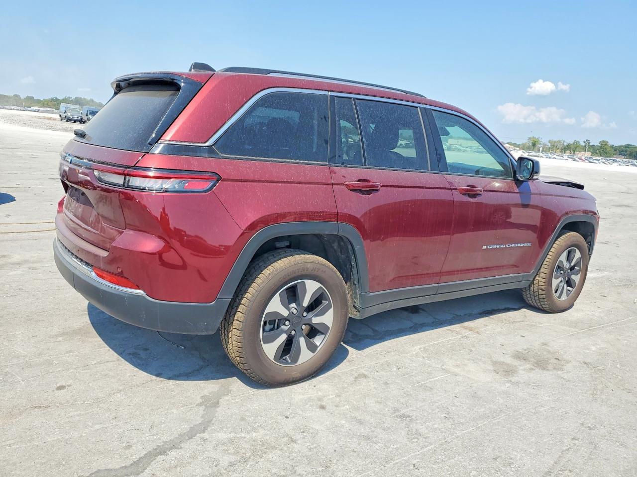 2024 JEEP GRAND CHEROKEE LIMITED 4XE — Фото 3 из 13
