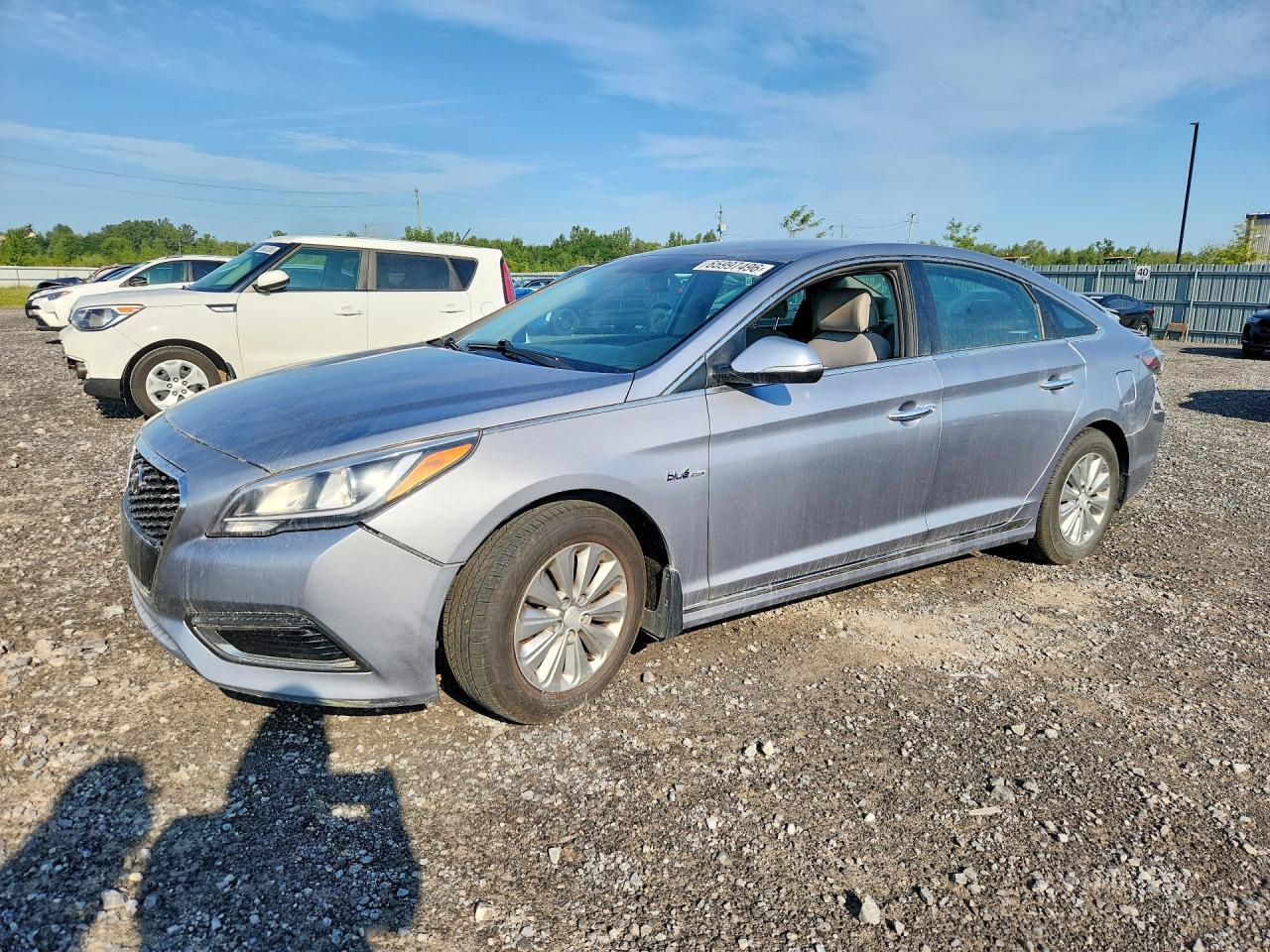 2016 HYUNDAI SONATA HYBRID KMHE24L11GA008426