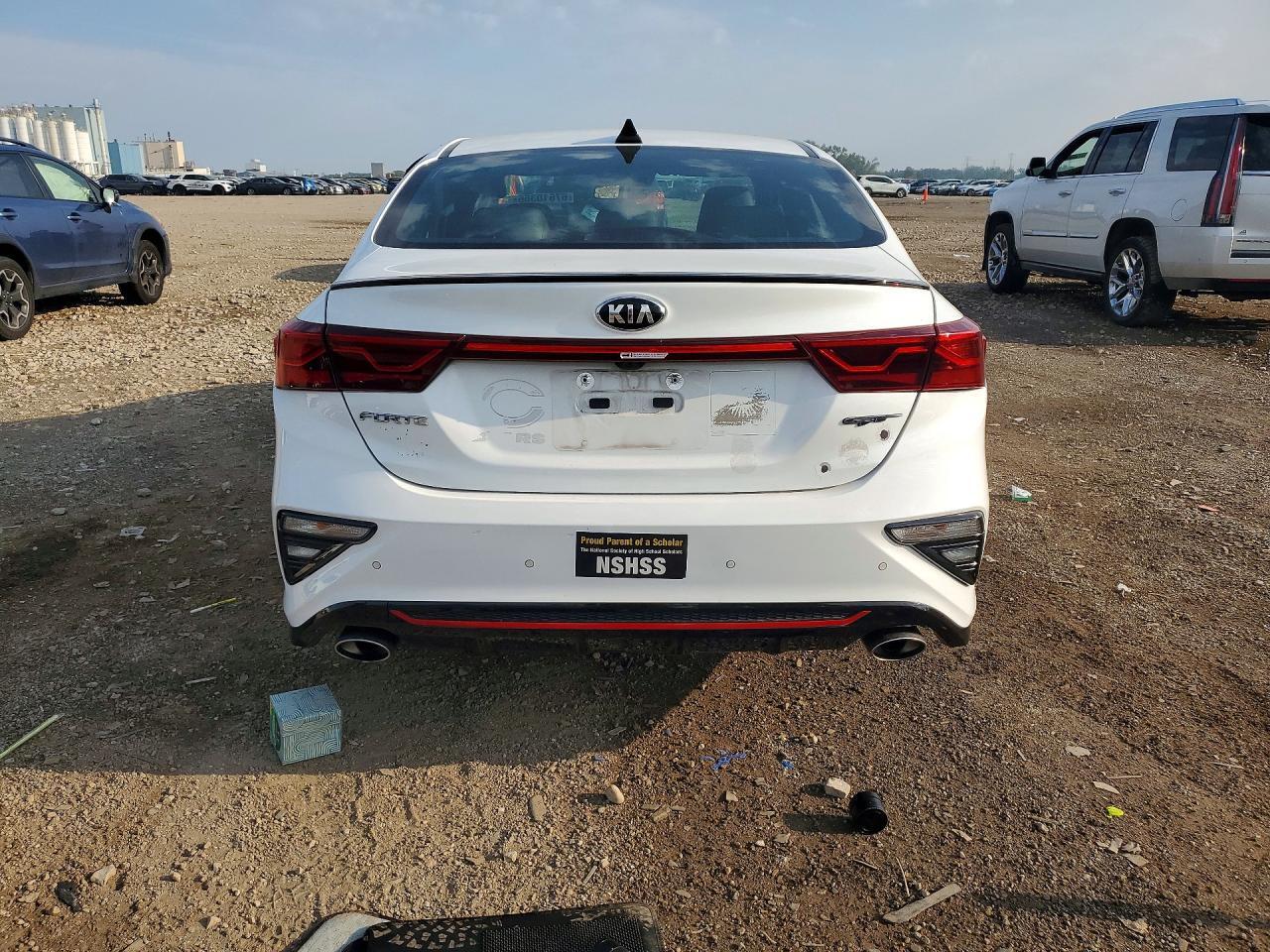 2021 KIA FORTE GT — Фото 6 из 13