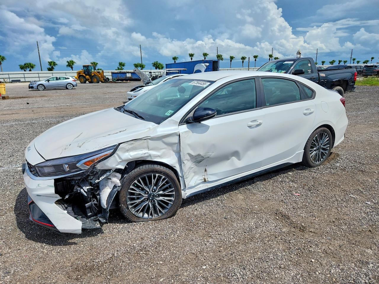 2023 KIA FORTE GT LINE
