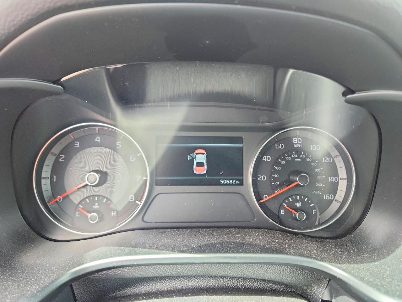 2023 KIA FORTE GT LINE — Фото 9 из 12