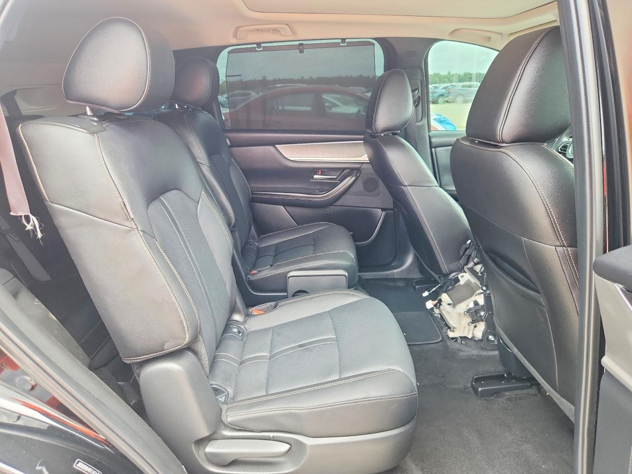 2024 MAZDA CX-90 PREMIUM — Фото 11 из 14