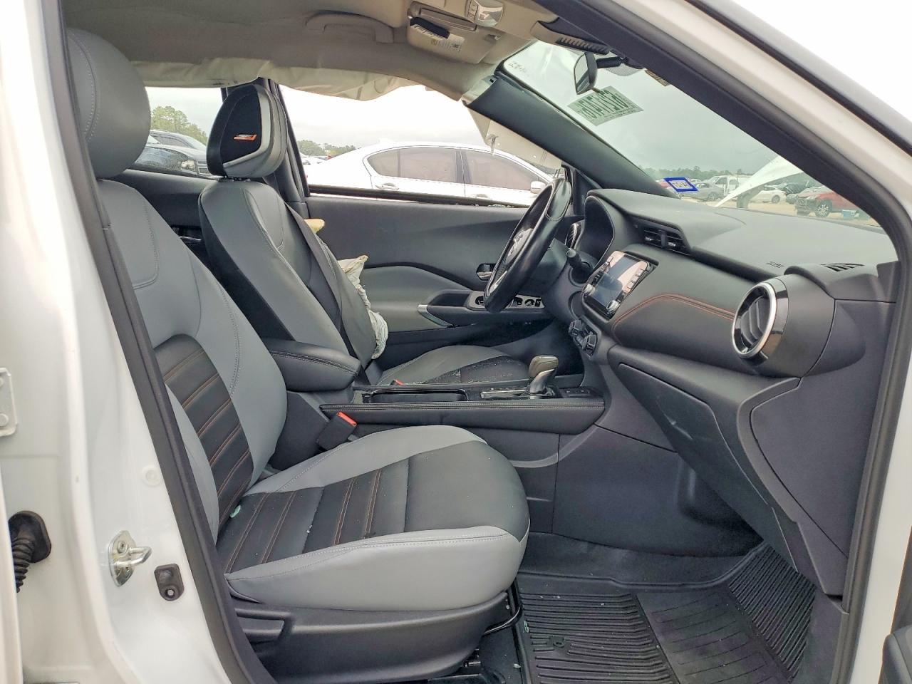 2024 NISSAN KICKS SR — Фото 7 из 13