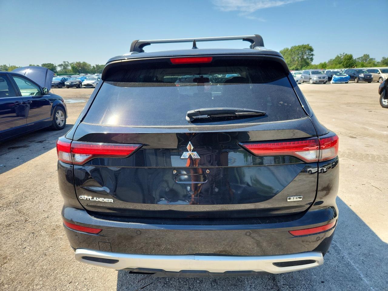 2022 MITSUBISHI OUTLANDER SEL — Фото 6 из 13