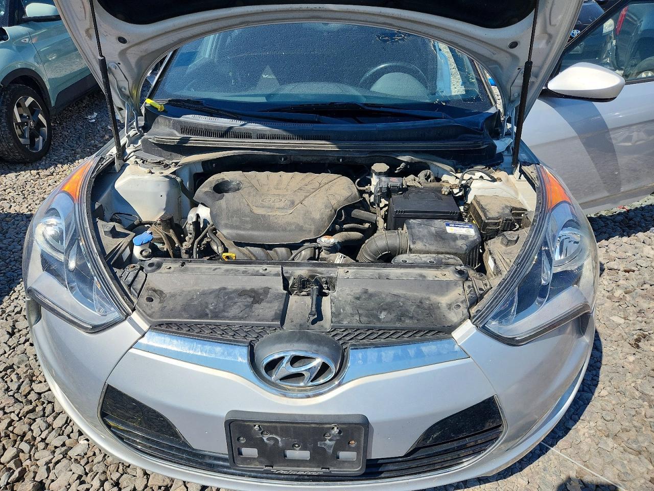 2017 HYUNDAI VELOSTER VALUE EDITION — Фото 11 из 12