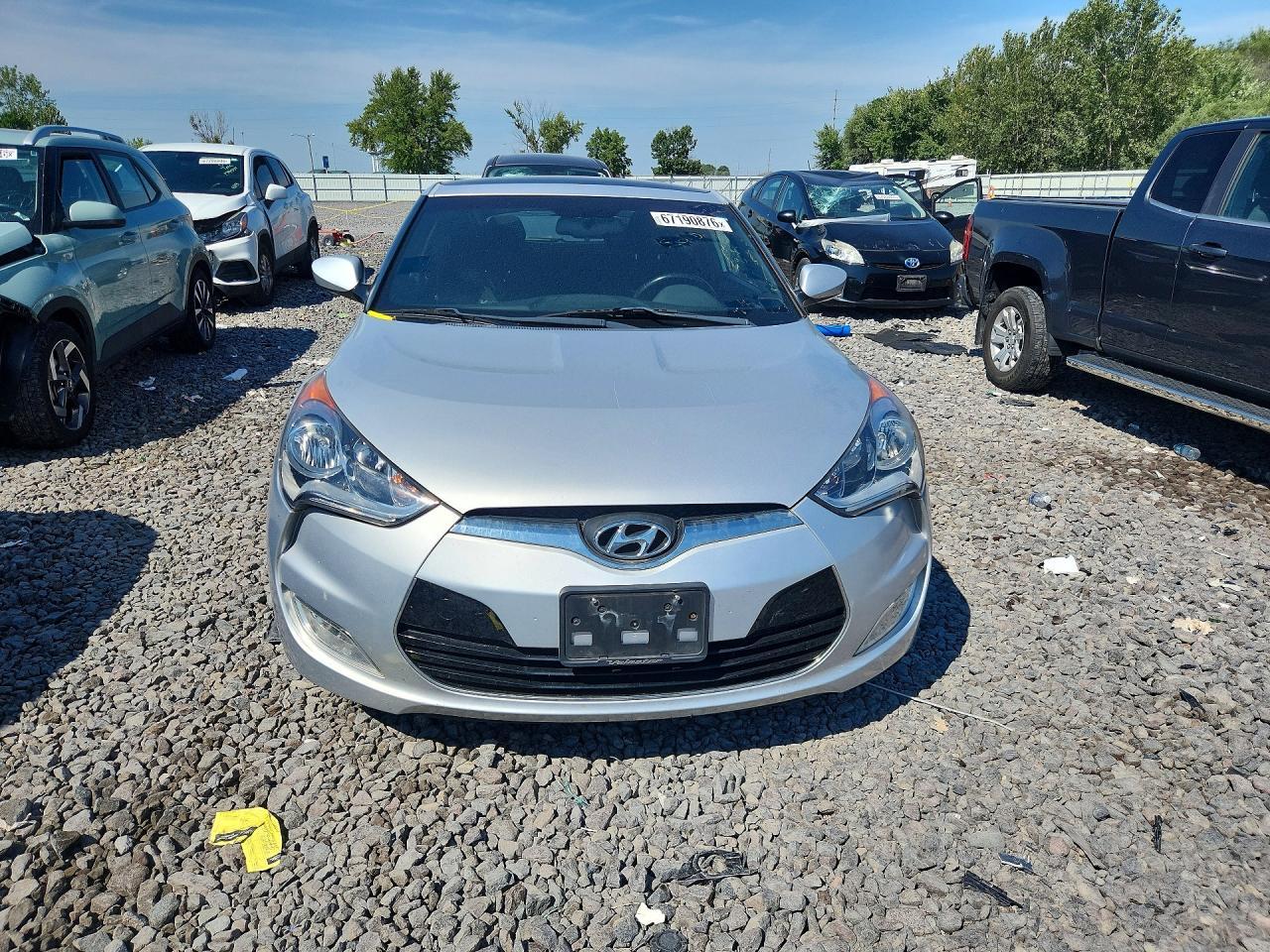 2017 HYUNDAI VELOSTER VALUE EDITION — Фото 5 из 12
