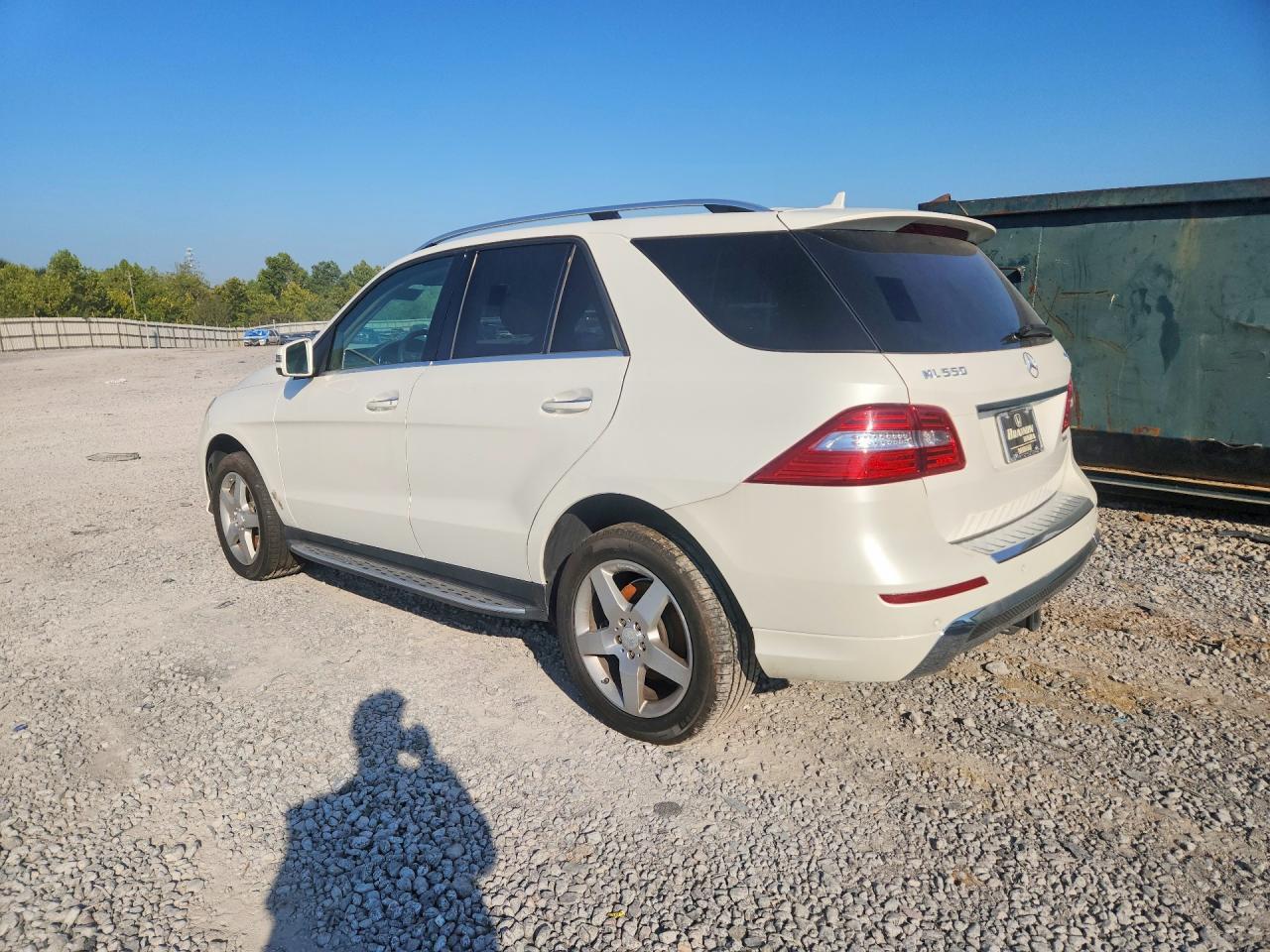2014 MERCEDES-BENZ ML 550 4MATIC — Фото 2 из 13