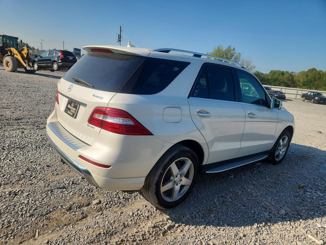 2014 MERCEDES-BENZ ML 550 4MATIC — Фото 3 из 13
