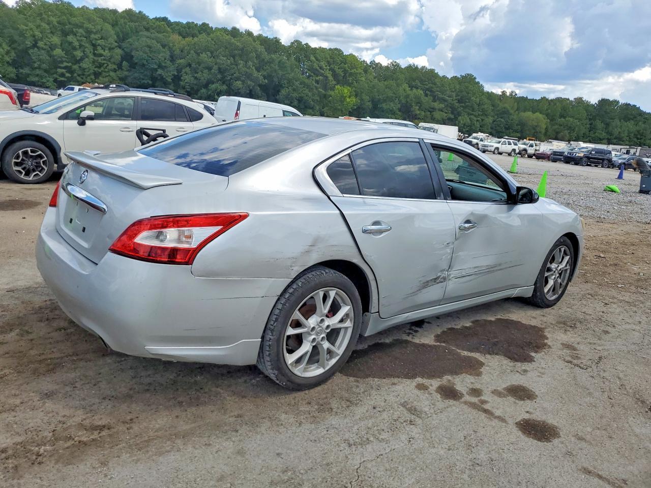 2014 NISSAN MAXIMA 3.5 S — Фото 3 из 12