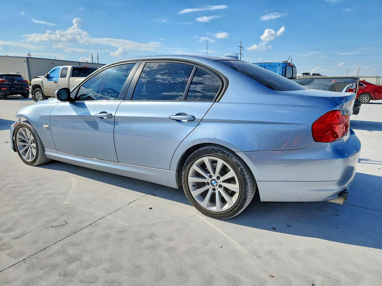 2011 BMW 328 XI SULEV — Фото 2 из 13