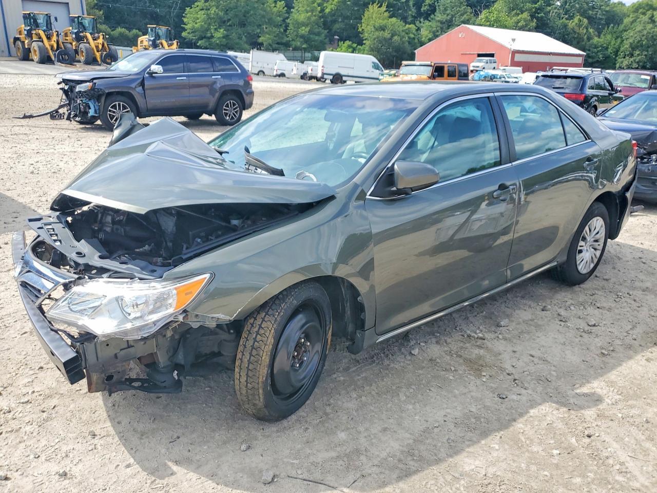 2014 TOYOTA CAMRY LE