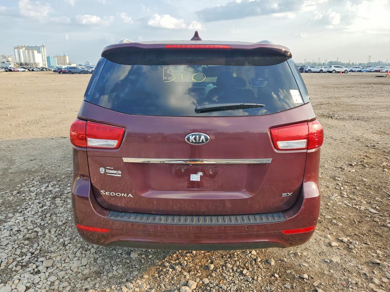 2015 KIA SEDONA SX — Фото 6 из 13