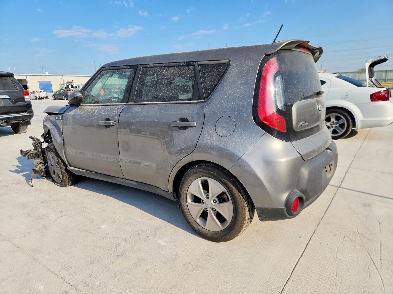 2015 KIA SOUL BASE — Фото 2 из 14