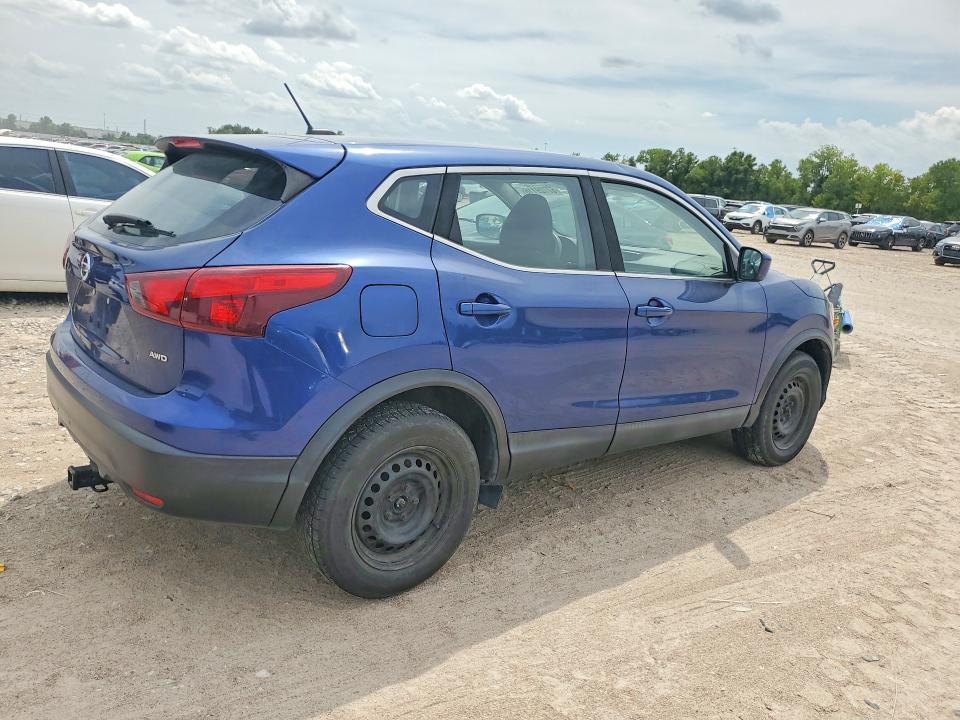 2018 NISSAN ROGUE SPORT S — Фото 3 из 13