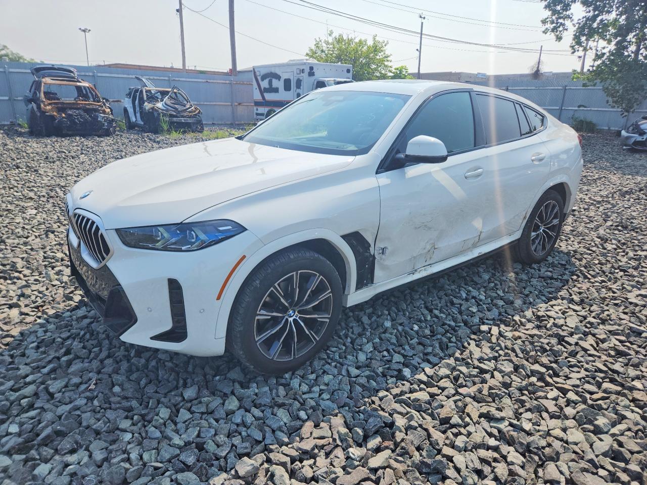 2026 BMW X6 5UX33EX02T9232654