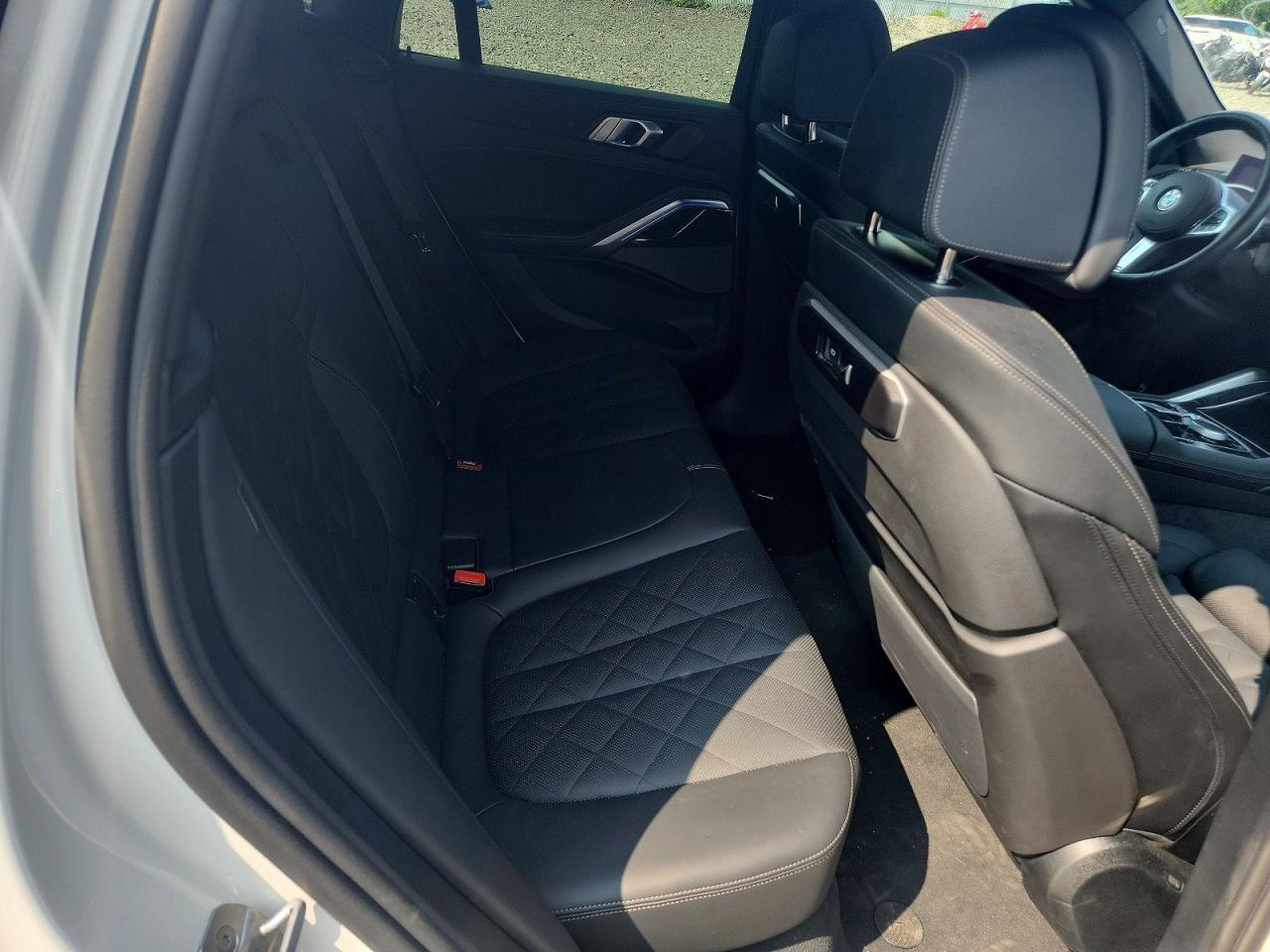 5UX33EX02T9232654 2026 BMW X6 photo no. 11