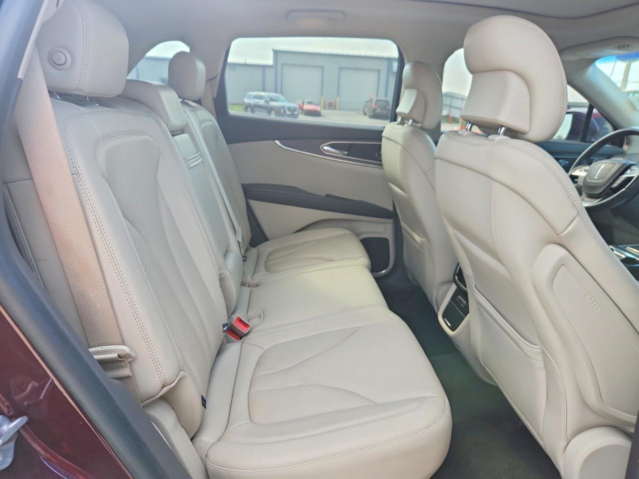2019 LINCOLN NAUTILUS RESERVE — Фото 10 из 12