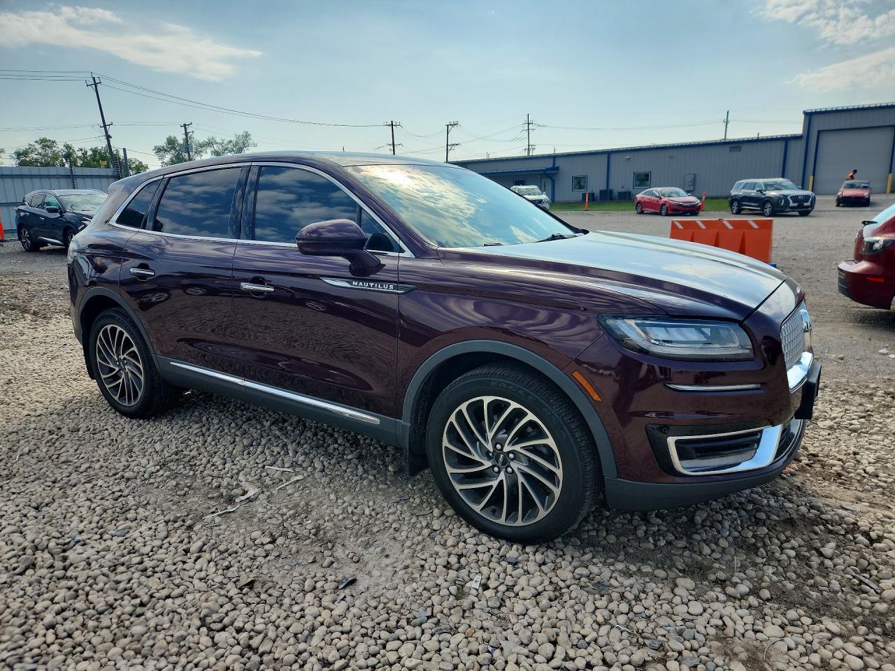 2019 LINCOLN NAUTILUS RESERVE — Фото 4 из 12