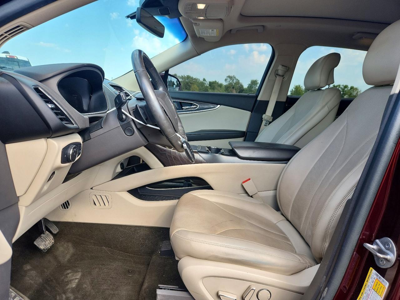 2019 LINCOLN NAUTILUS RESERVE — Фото 7 из 12