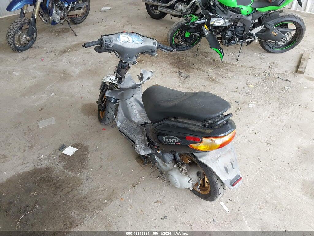 VTHATLAA82G190782 2002 DERBI ATLANTIS 50 photo no. 3
