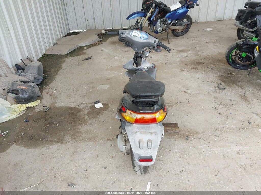 VTHATLAA82G190782 2002 DERBI ATLANTIS 50 photo no. 6