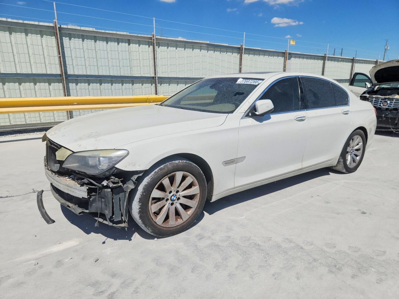 2009 BMW 750 WBAKA83539CY35224
