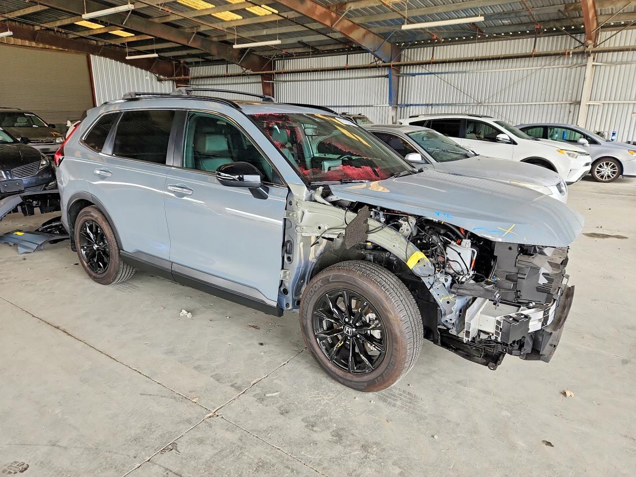 2025 HONDA CR-V SPORT-L — Фото 4 из 14