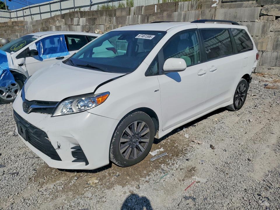 2018 TOYOTA SIENNA 5TDJZ3DCXJS193238