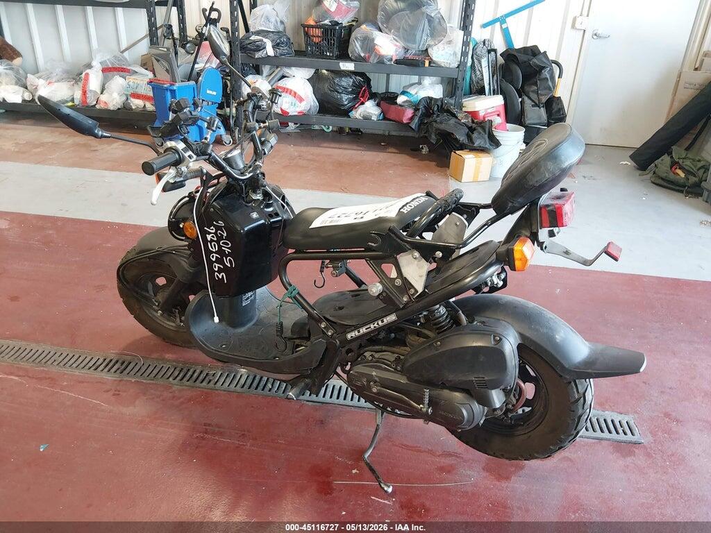 JH2AF5811RK200875 2024 HONDA NPS50 photo no. 3
