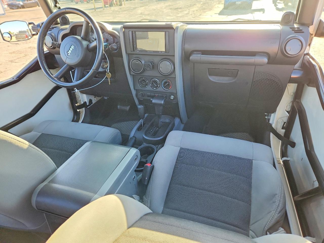 2009 JEEP WRANGLER X — Фото 8 из 13