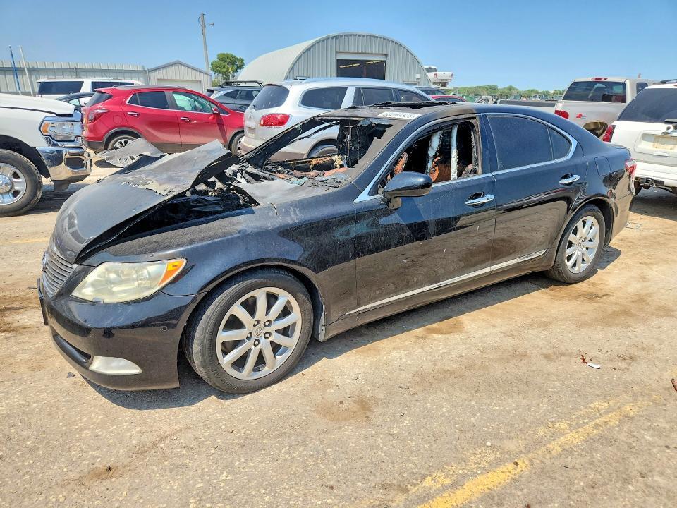 2009 LEXUS LS JTHBL46F395084610