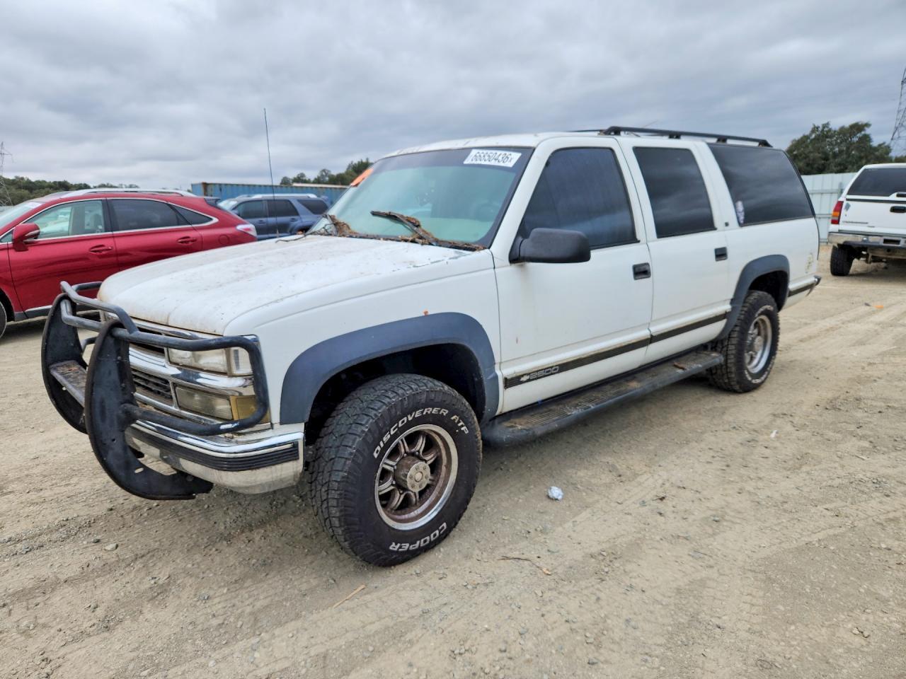 1999 CHEVROLET SUBURBAN 1GNGK26J5XJ489687