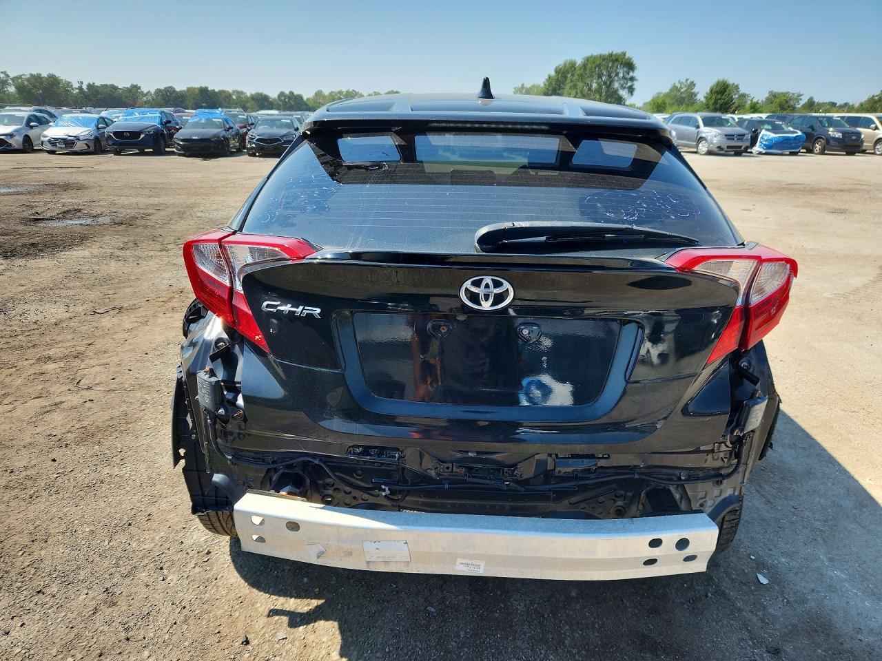 2019 TOYOTA C-HR XLE — Фото 6 из 13