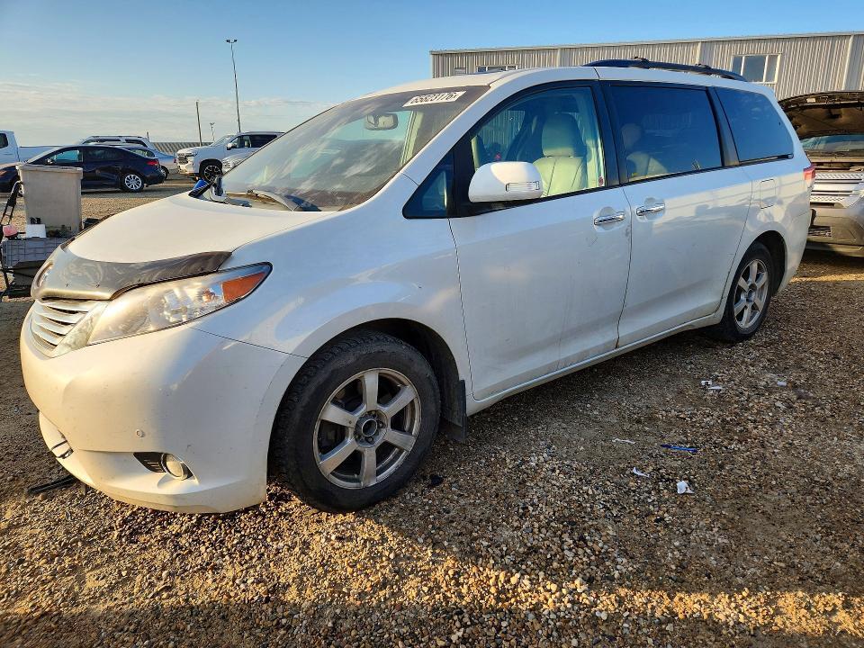 2011 TOYOTA SIENNA 5TDDK3DC0BS017933