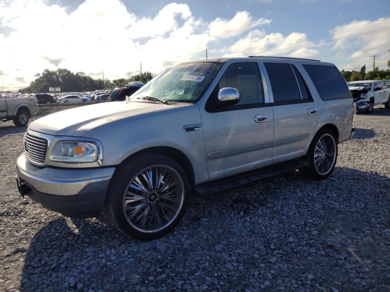 2002 FORD EXPEDITION 1FMRU15L52LA33481