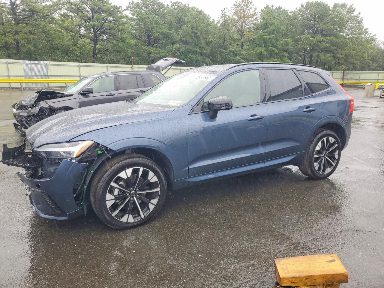 2026 VOLVO XC60 YV4M12RC0T1449021