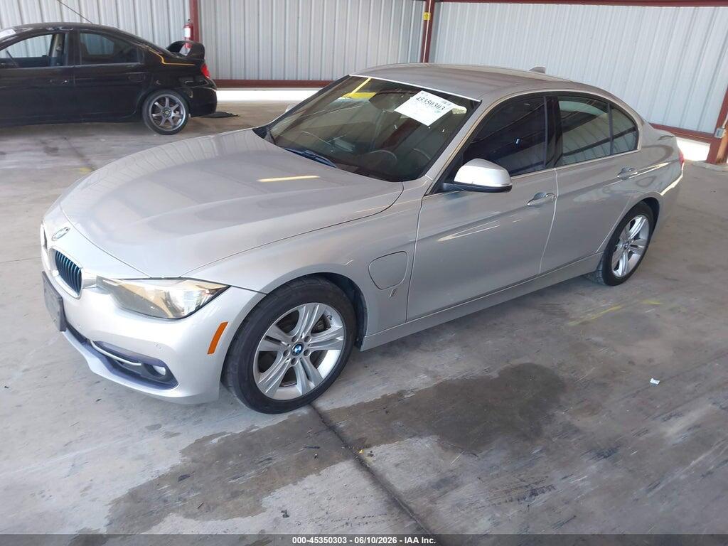 WBA8E1C38HA156953 2017 BMW 330E photo no. 2