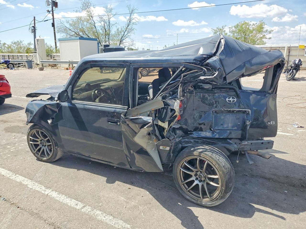 JTLKT324X64115308 2006 SCION XB photo no. 2