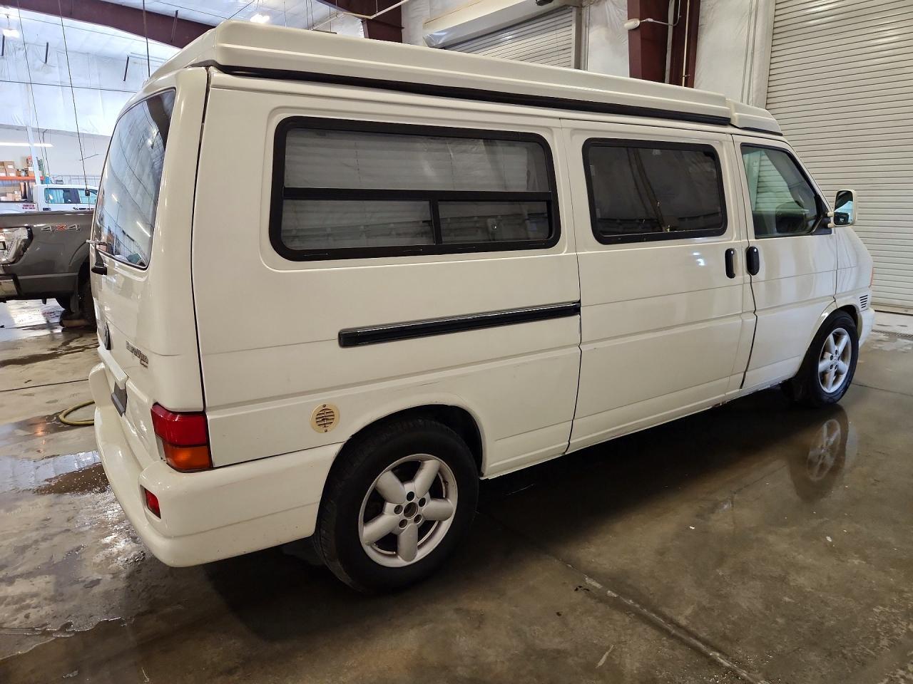 2002 VOLKSWAGEN EUROVAN CAMPER — Фото 3 из 13