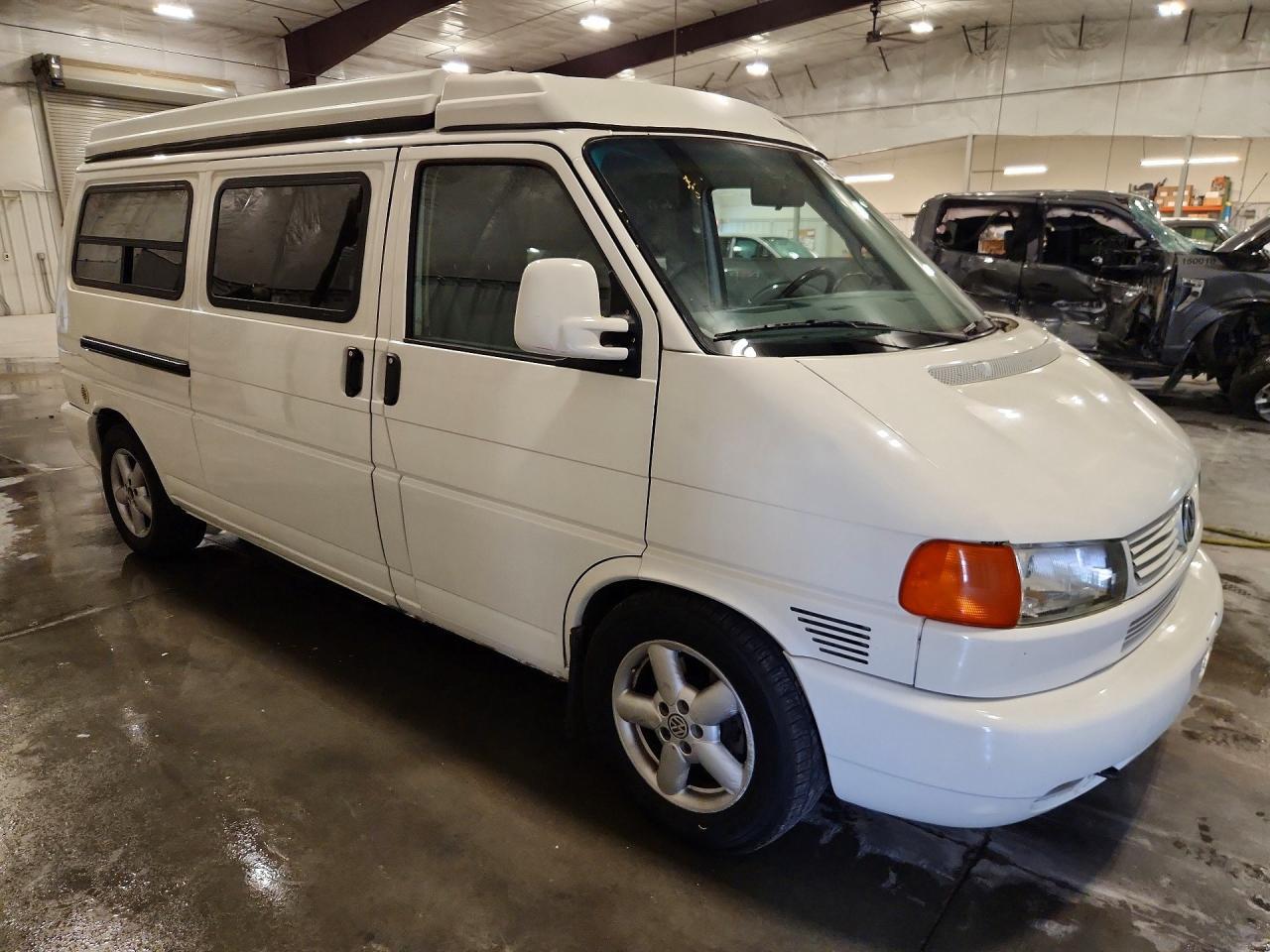 2002 VOLKSWAGEN EUROVAN CAMPER — Фото 4 из 13