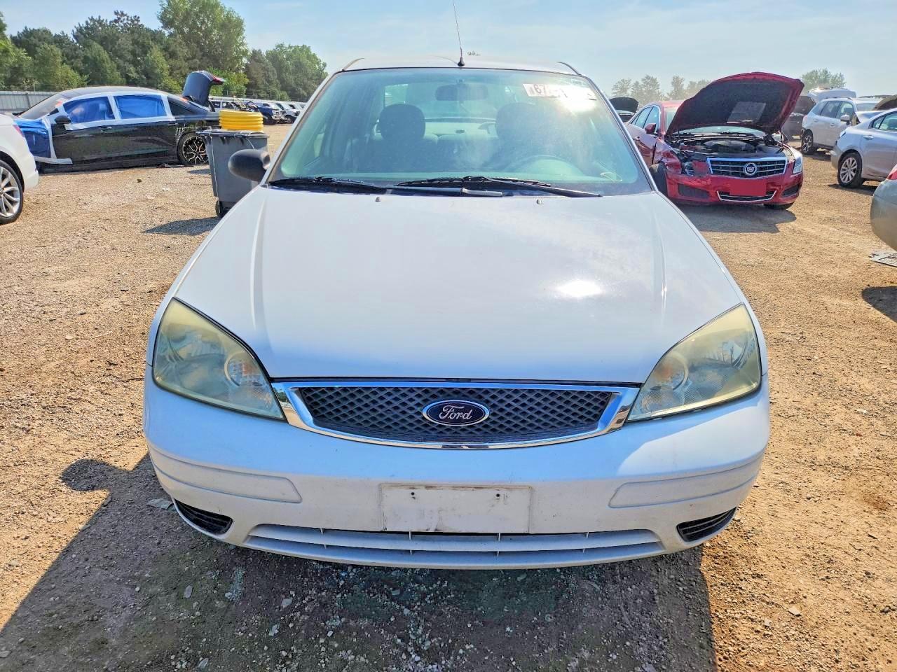 2005 FORD FOCUS ZX4 — Фото 5 из 12