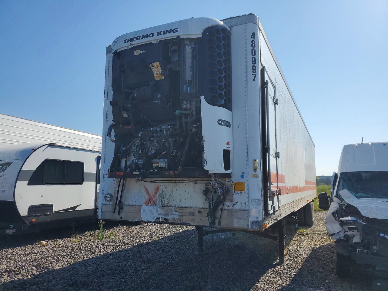 2005 UTILITY VS2RA 1UYVS24895M407215