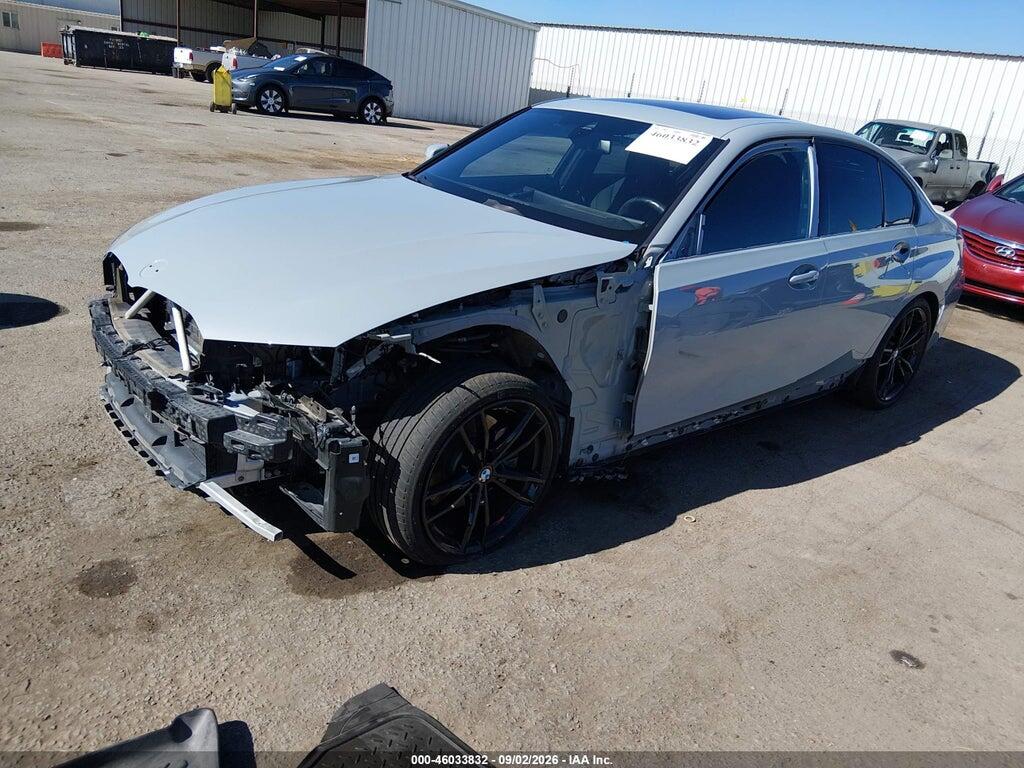 3MW69FF03R8E44435 2024 BMW 330I photo no. 2