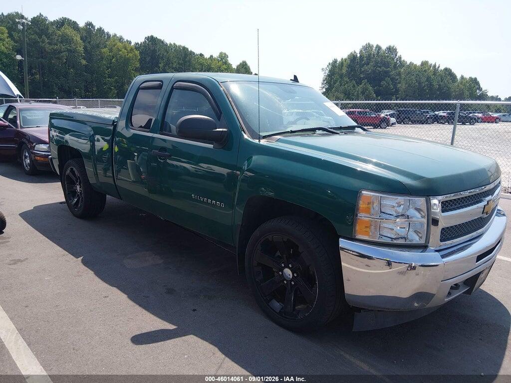 2013 CHEVROLET SILVERADO 1500 1GCRKSE76DZ154071