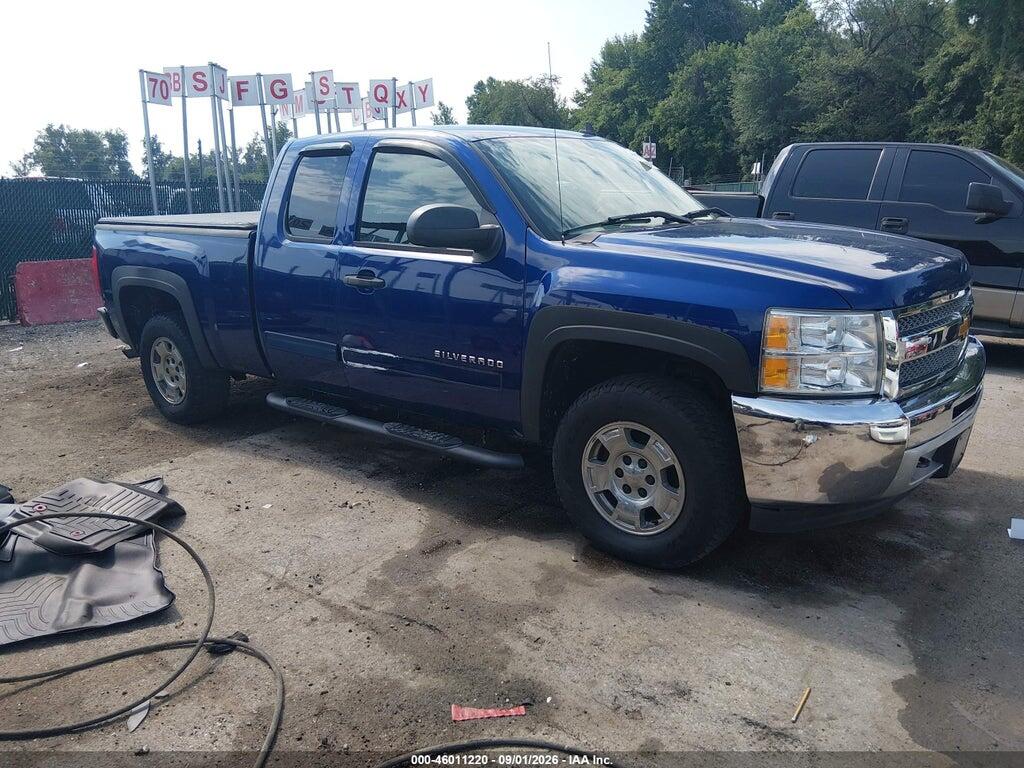 2013 CHEVROLET SILVERADO 1500 1GCRKSE79DZ304173