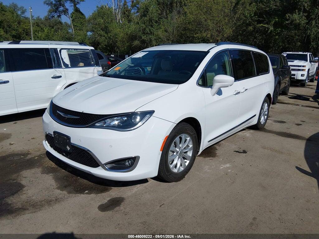 2C4RC1BG7JR120948 2018 CHRYSLER PACIFICA photo no. 2