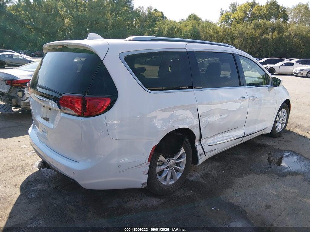 2C4RC1BG7JR120948 2018 CHRYSLER PACIFICA photo no. 4